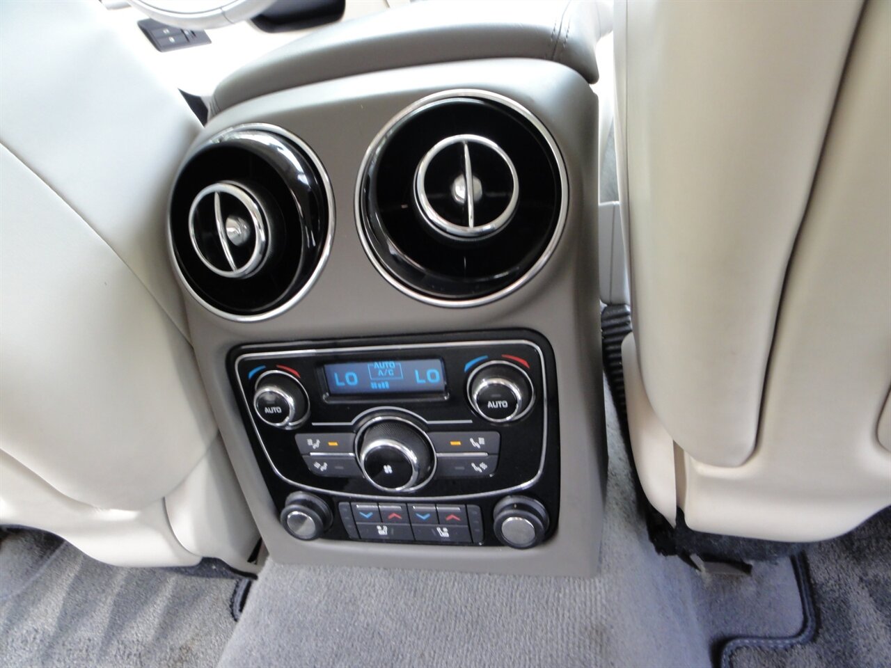 2011 Jaguar XJL Premium - Photo 39 - Deland, FL 32720
