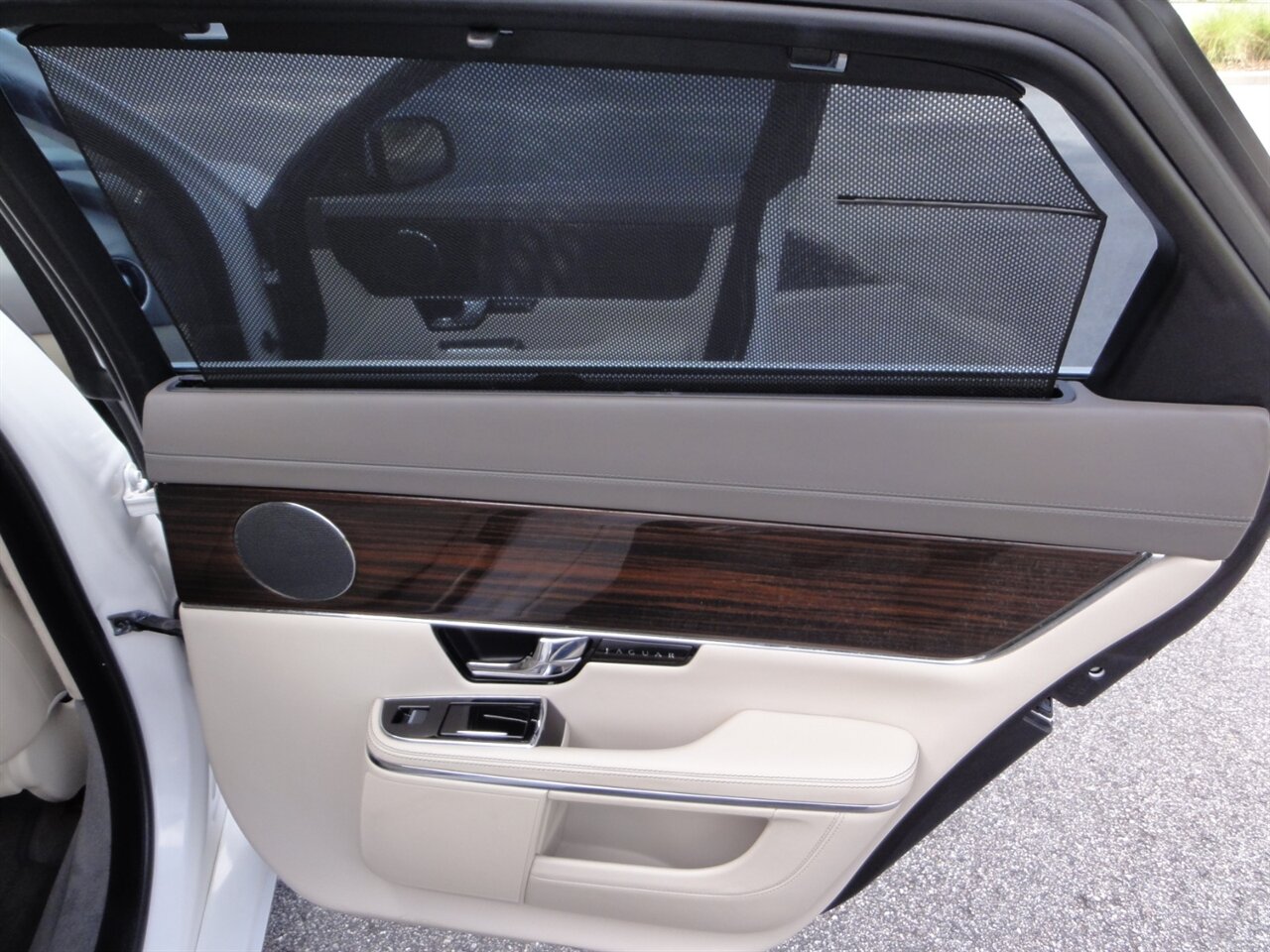 2011 Jaguar XJL Premium - Photo 41 - Deland, FL 32720