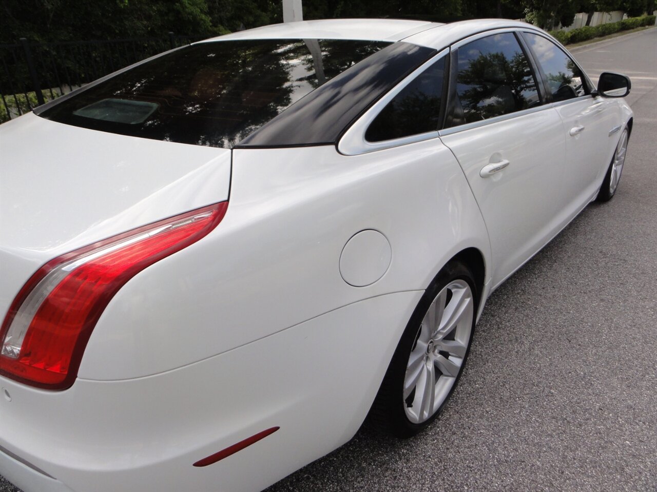2011 Jaguar XJL Premium - Photo 13 - Deland, FL 32720
