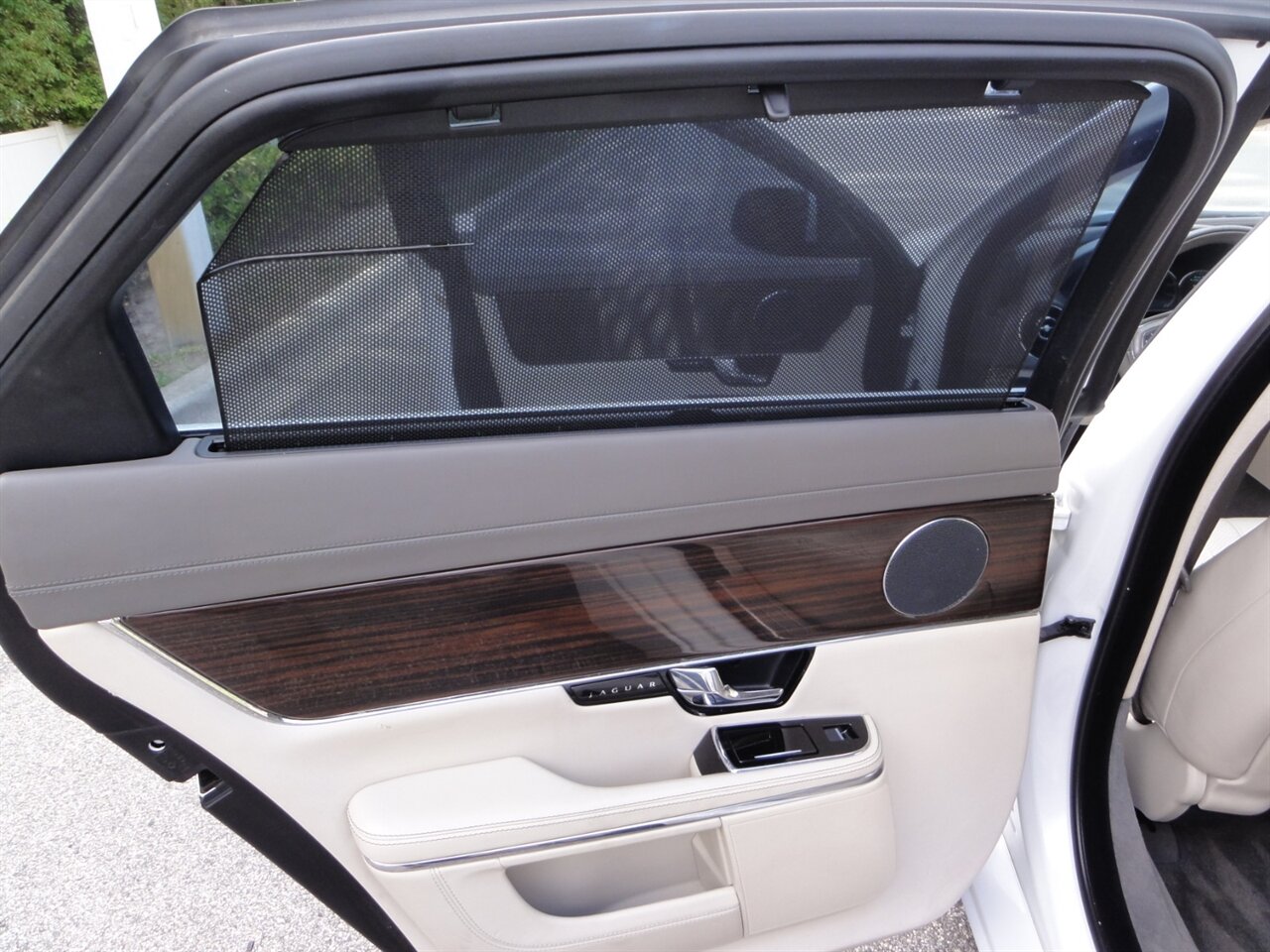 2011 Jaguar XJL Premium - Photo 34 - Deland, FL 32720