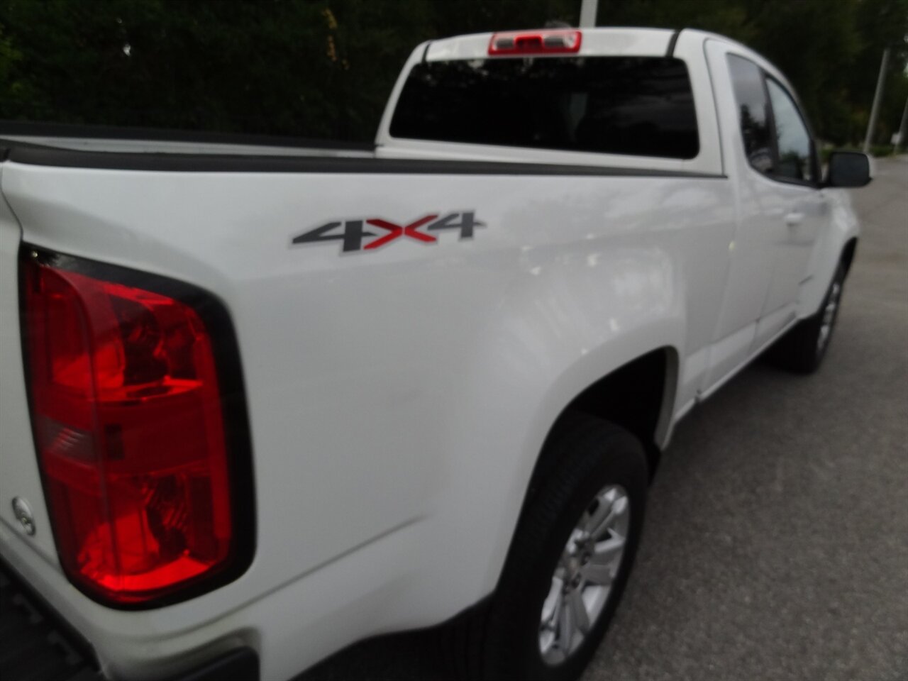 2022 Chevrolet Colorado LT - Photo 13 - Deland, FL 32720