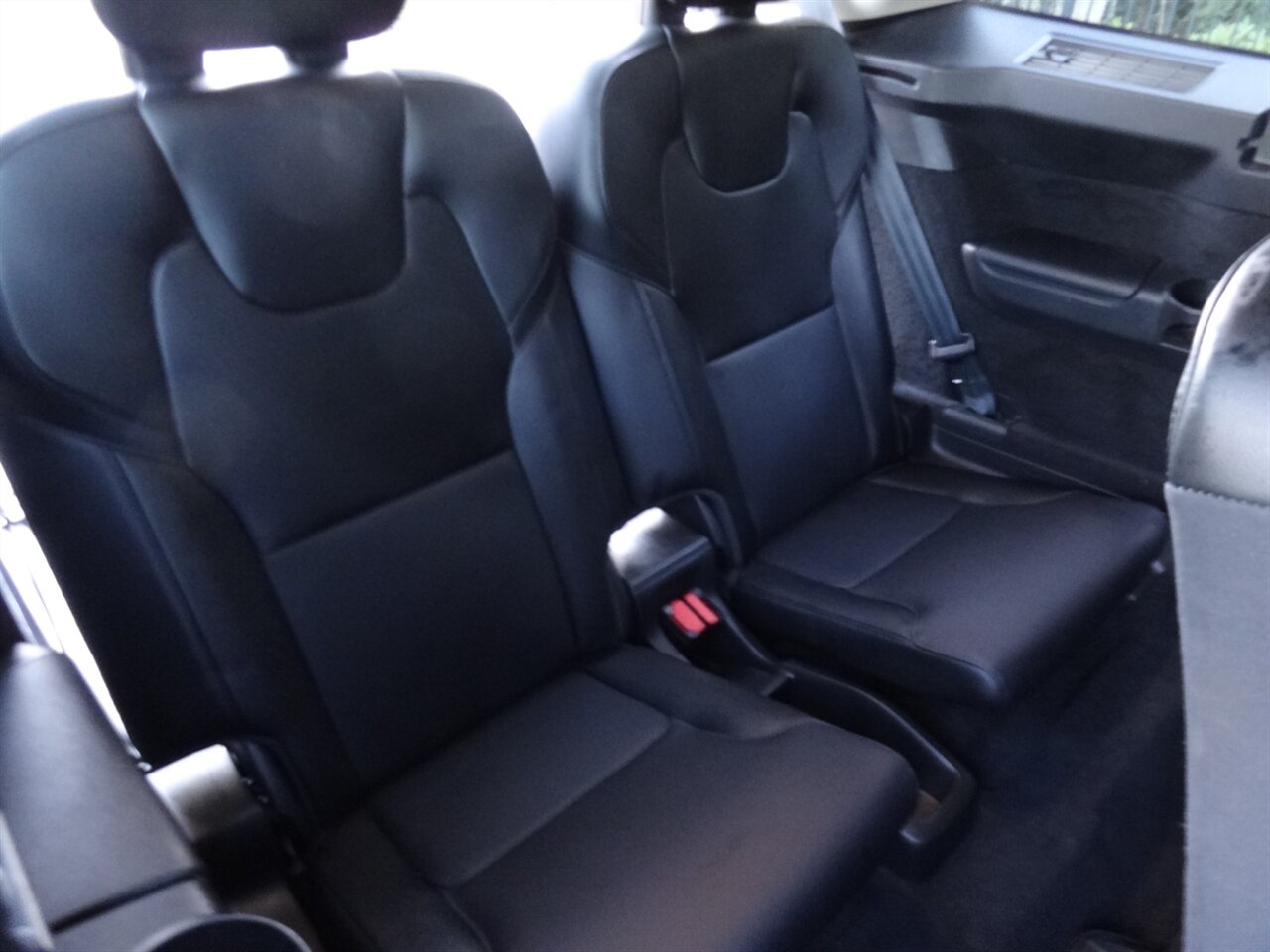 2020 Volvo XC90 T5 Momentum  Premium - Photo 38 - Deland, FL 32720