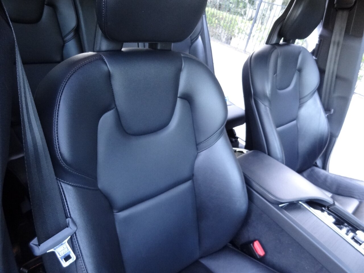 2020 Volvo XC90 T5 Momentum  Premium - Photo 42 - Deland, FL 32720