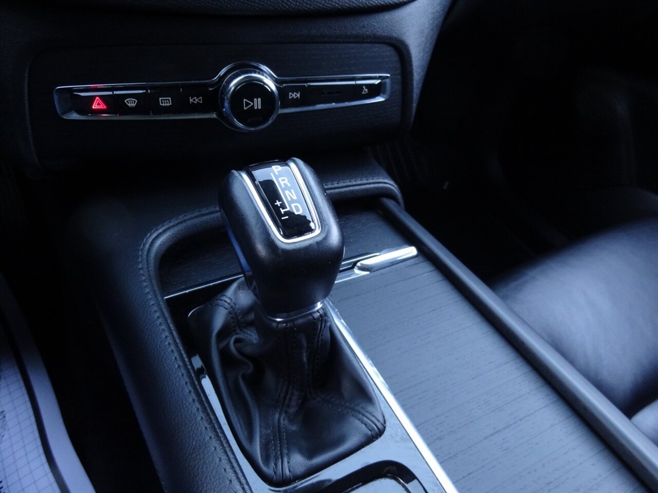 2020 Volvo XC90 T5 Momentum  Premium - Photo 53 - Deland, FL 32720