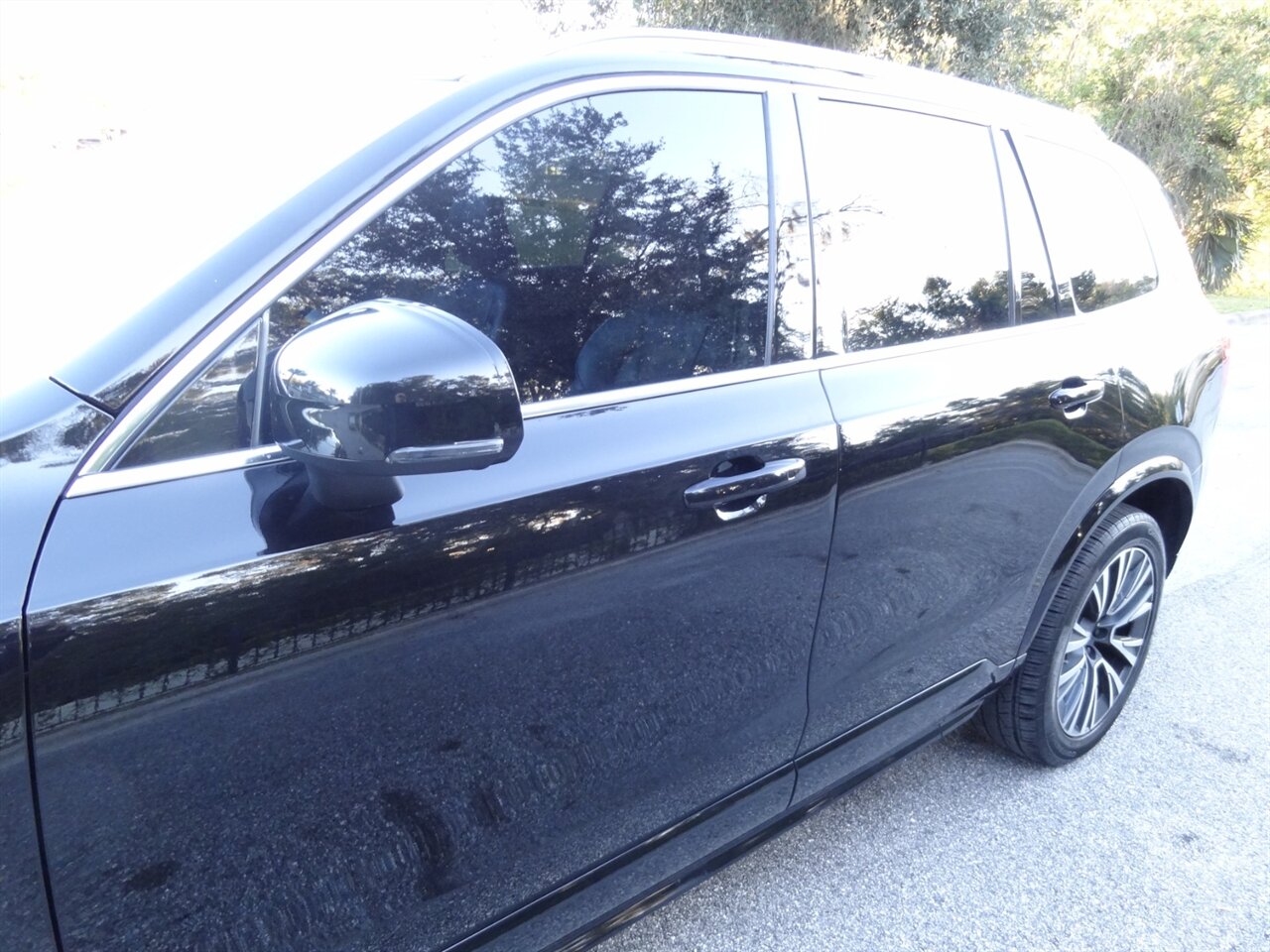 2020 Volvo XC90 T5 Momentum  Premium - Photo 11 - Deland, FL 32720