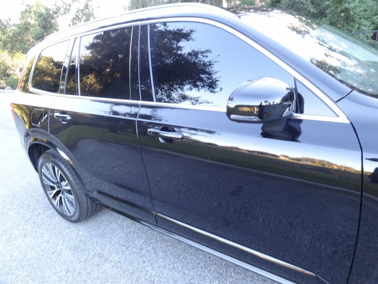 2020 Volvo XC90 T5 Momentum  Premium - Photo 10 - Deland, FL 32720