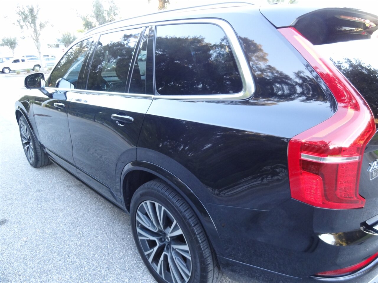 2020 Volvo XC90 T5 Momentum  Premium - Photo 12 - Deland, FL 32720
