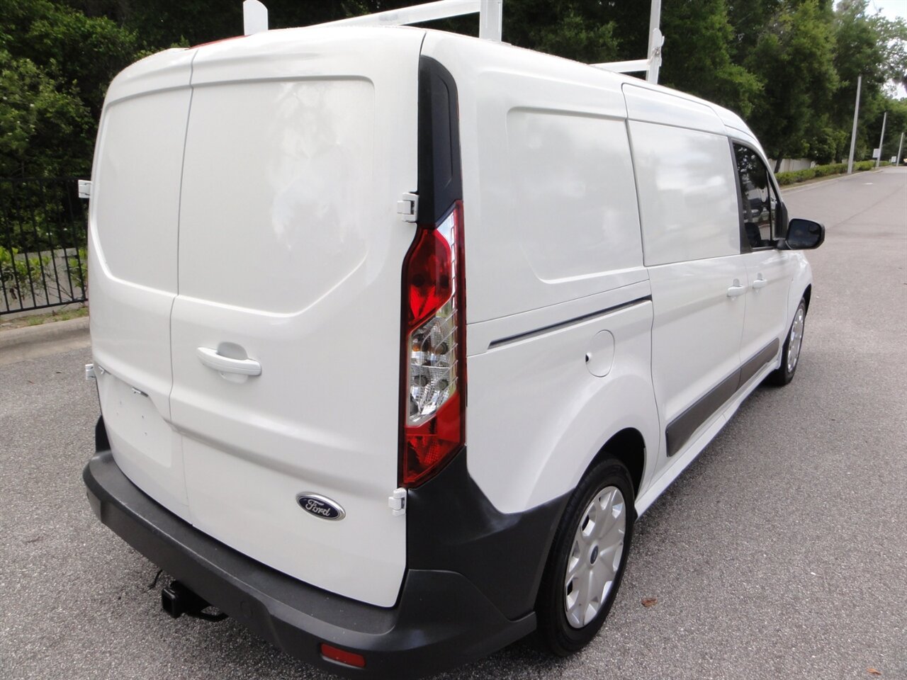 2016 Ford Transit Connect XL   - Photo 3 - Deland, FL 32720
