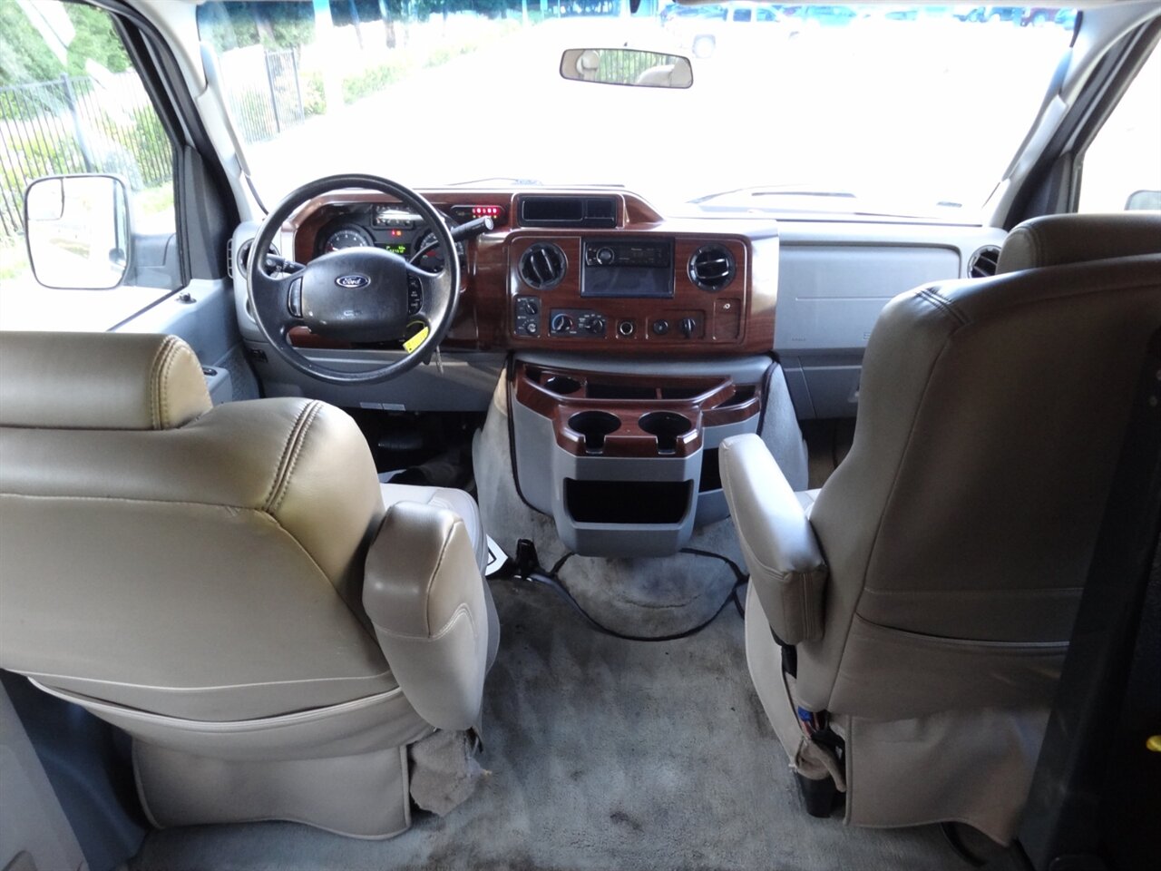 2014 Ford Primetime speciality premium conversion  VMI Handicap van - Photo 53 - Deland, FL 32720