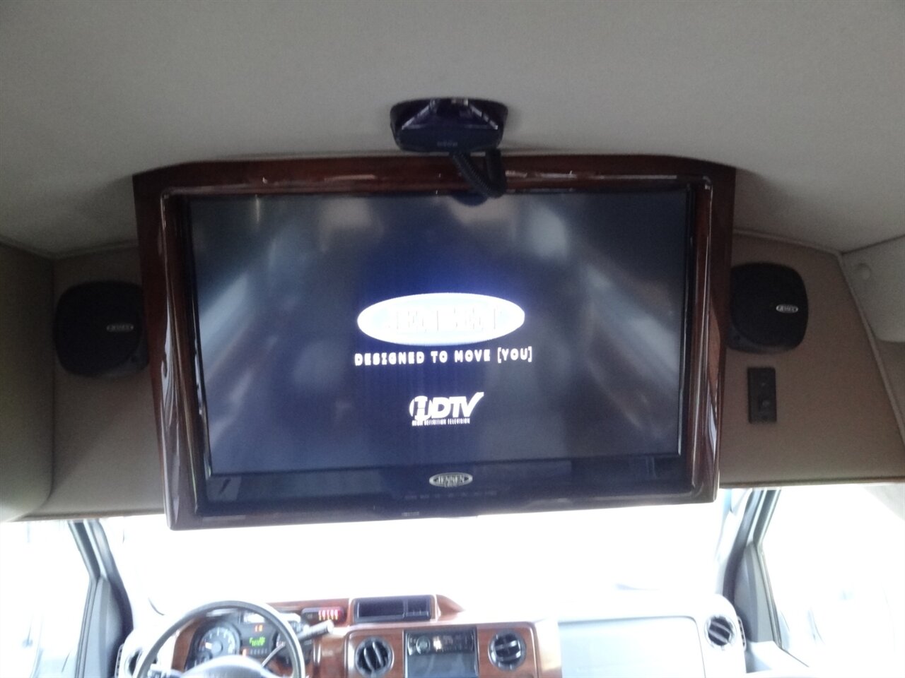 2014 Ford Primetime speciality premium conversion  VMI Handicap van - Photo 47 - Deland, FL 32720