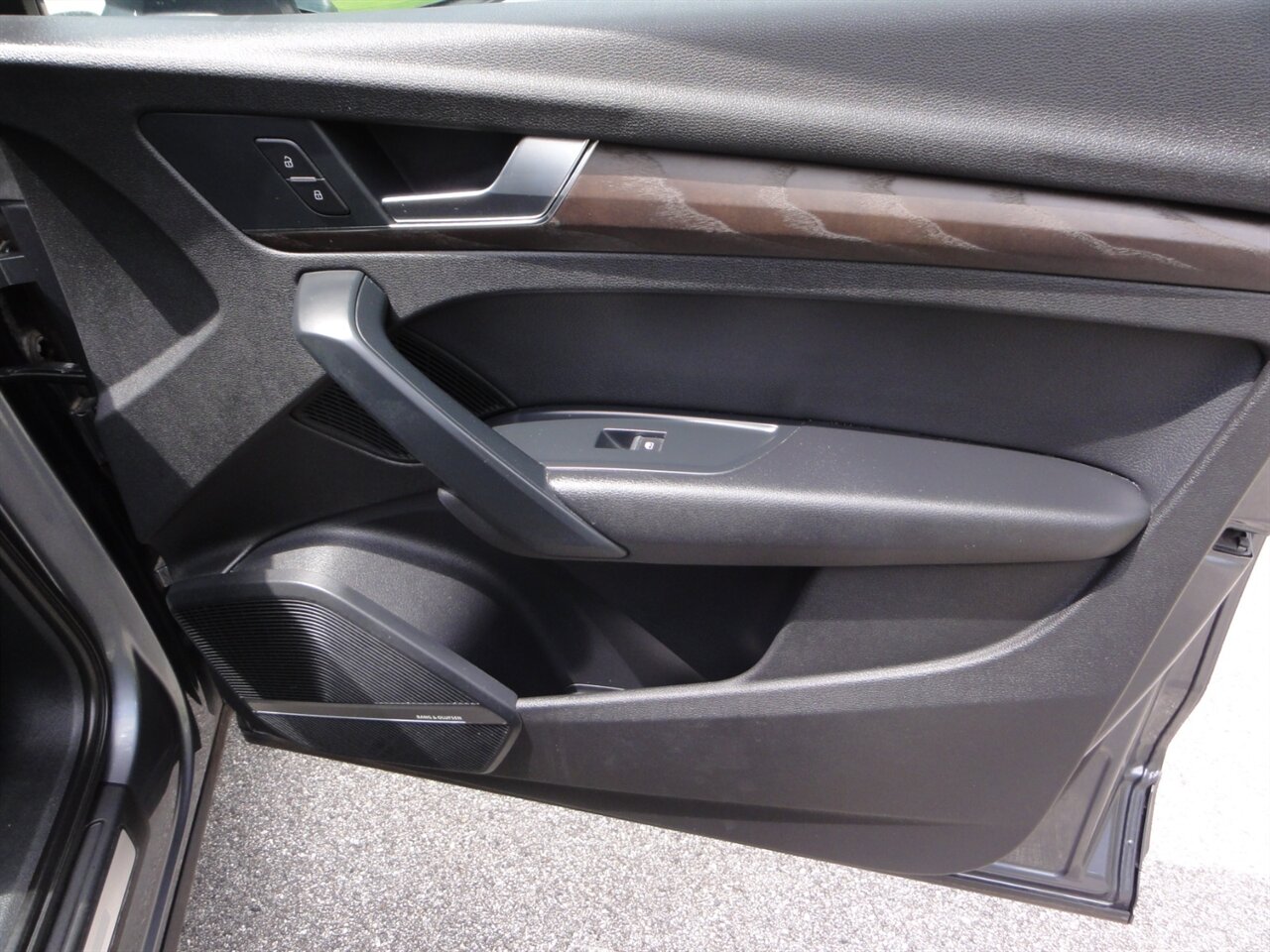 2018 Audi Q5 2.0T quattro Premium Plus - Photo 44 - Deland, FL 32720