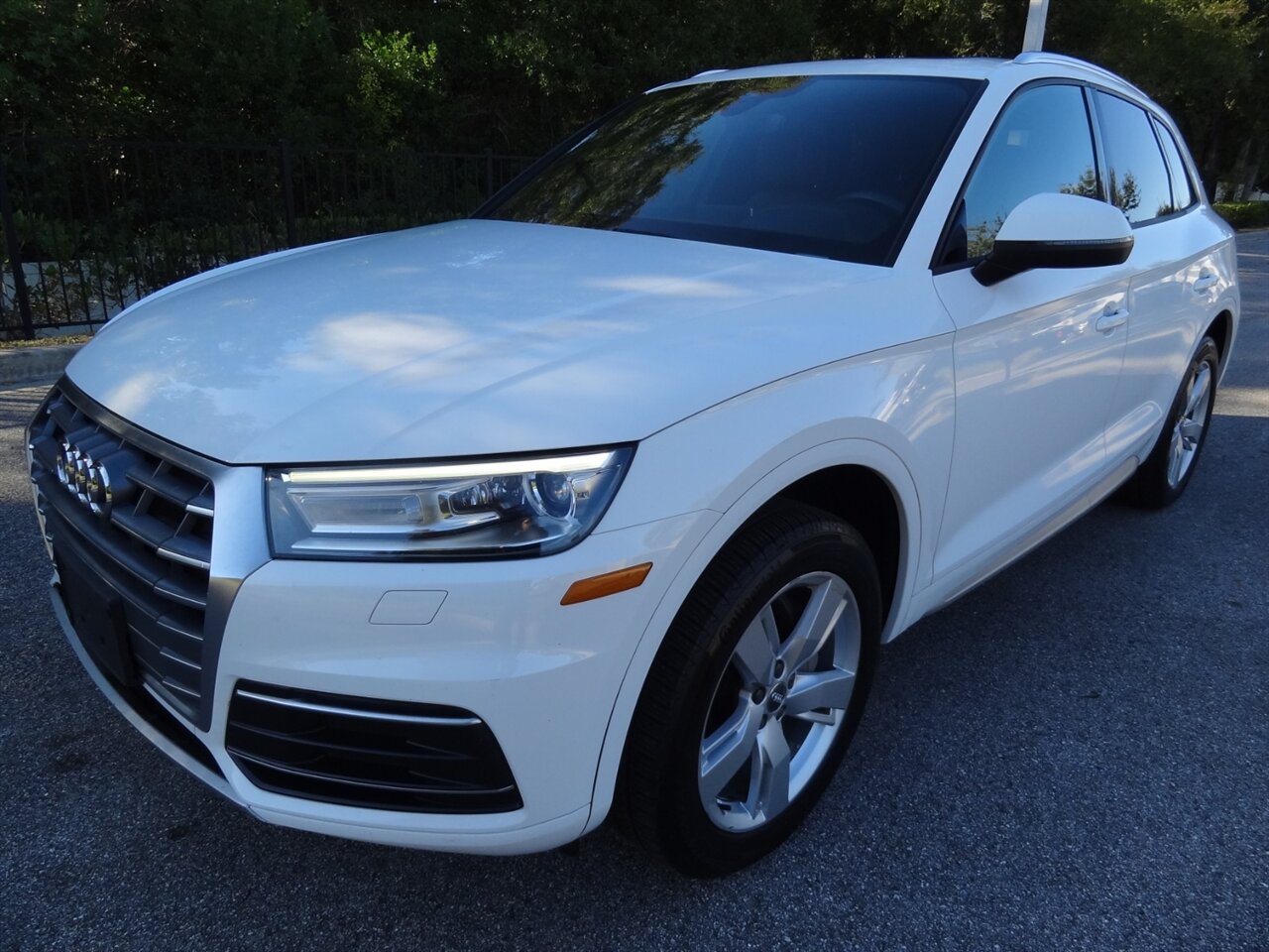 2018 Audi Q5 2.0T quattro Premium   - Photo 2 - Deland, FL 32720