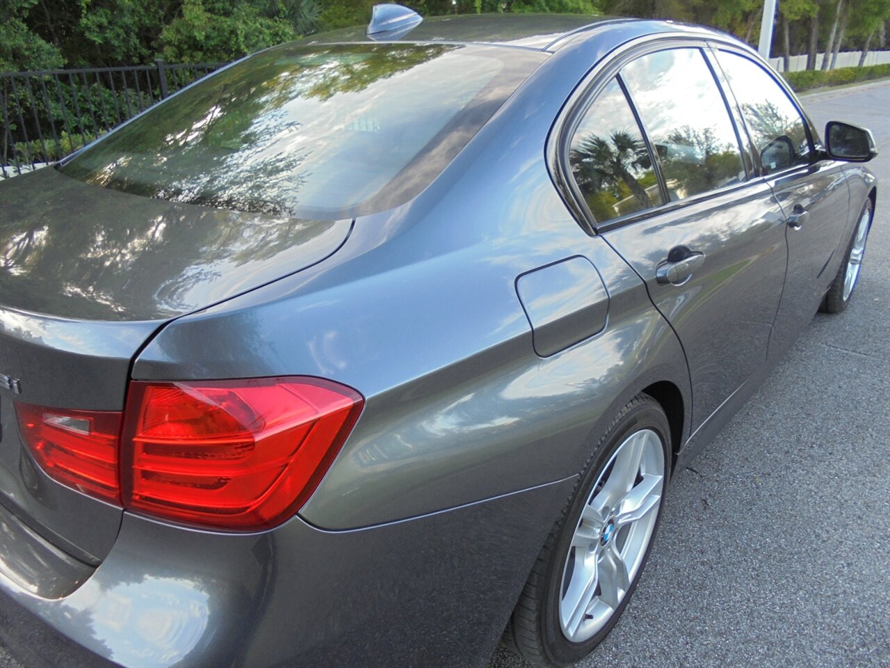 2013 BMW 328i xDrive  M-Sport - Photo 11 - Deland, FL 32720