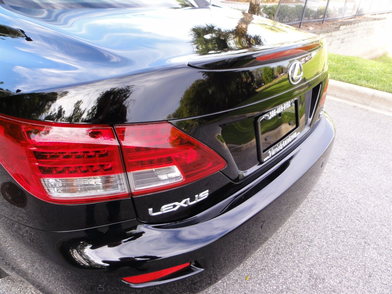 2010 Lexus IS 350C Ultra premium convertible   - Photo 27 - Deland, FL 32720