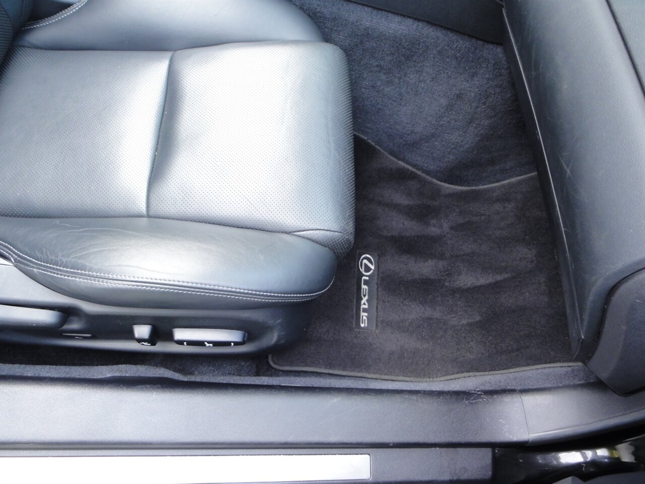 2010 Lexus IS 350C Ultra premium convertible   - Photo 47 - Deland, FL 32720