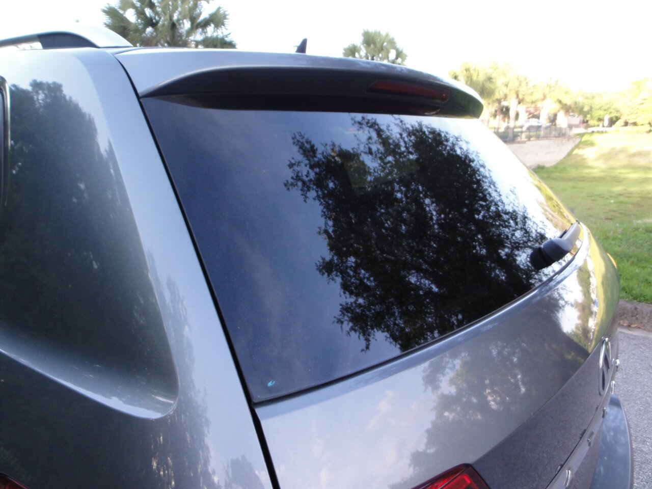 2018 Volkswagen Atlas V6 SE  Premium - Photo 20 - Deland, FL 32720