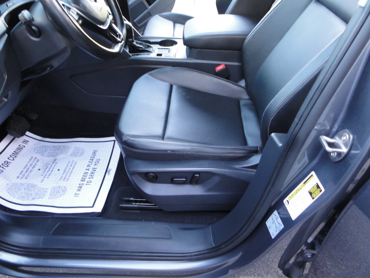 2018 Volkswagen Atlas V6 SE  Premium - Photo 30 - Deland, FL 32720