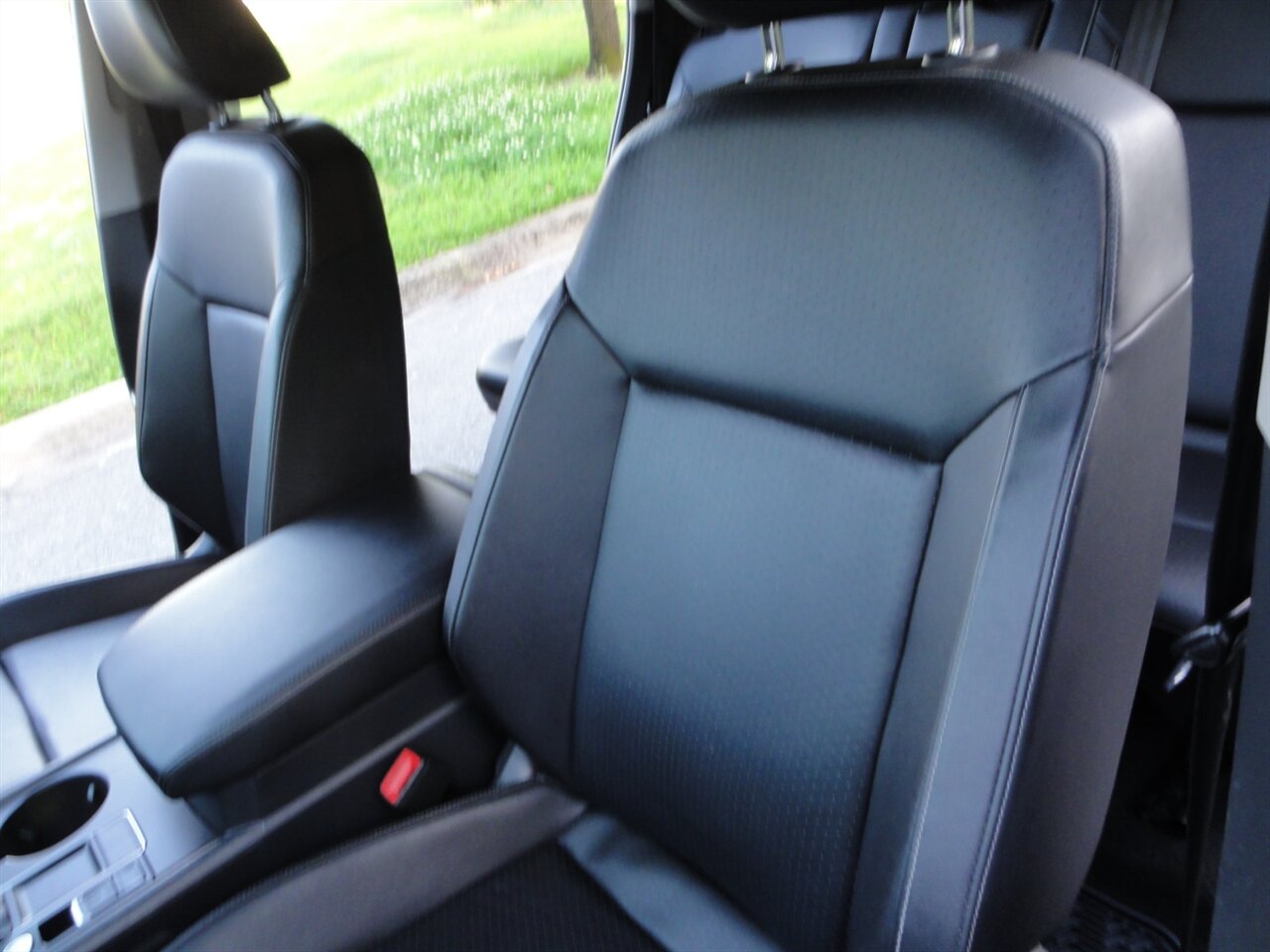 2018 Volkswagen Atlas V6 SE  Premium - Photo 31 - Deland, FL 32720