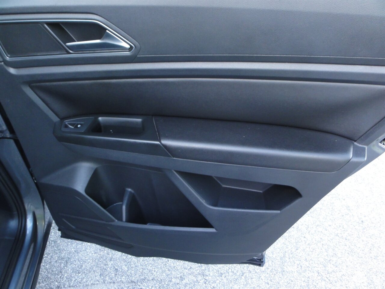 2018 Volkswagen Atlas V6 SE  Premium - Photo 40 - Deland, FL 32720