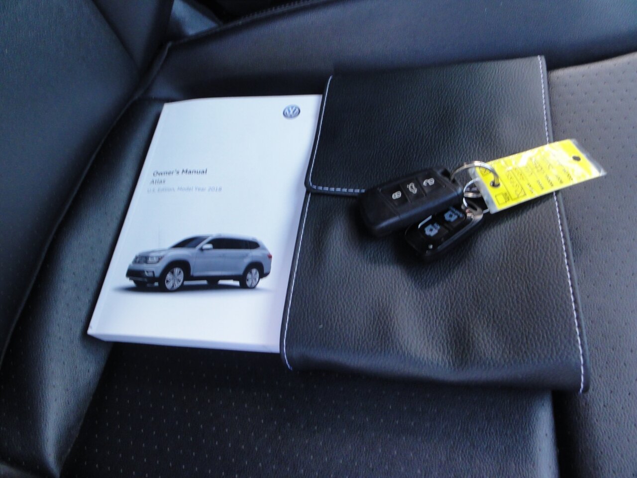 2018 Volkswagen Atlas V6 SE  Premium - Photo 53 - Deland, FL 32720