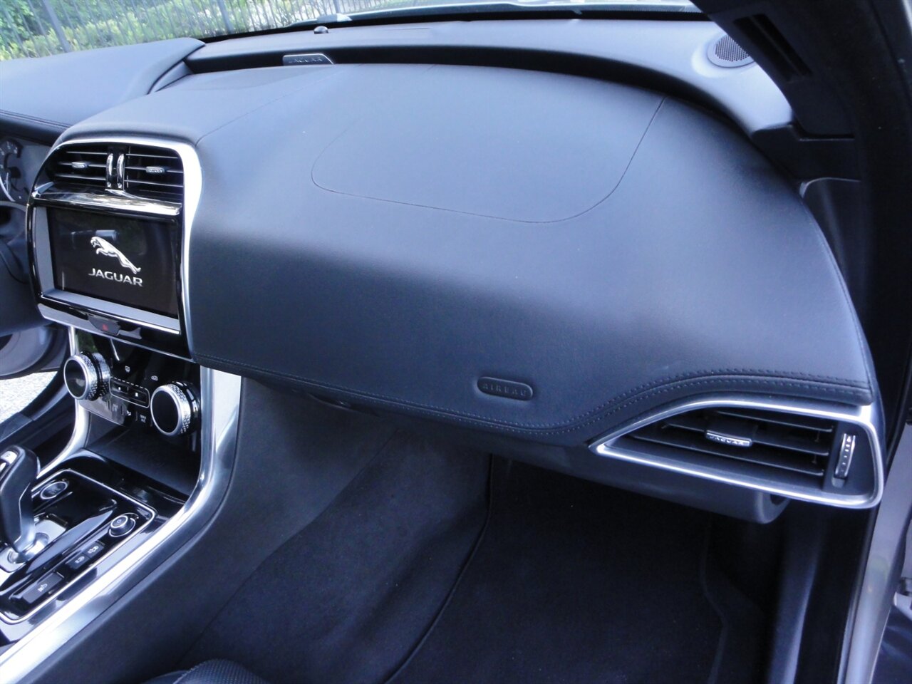 2020 Jaguar XE P250 S Premium - Photo 44 - Deland, FL 32720