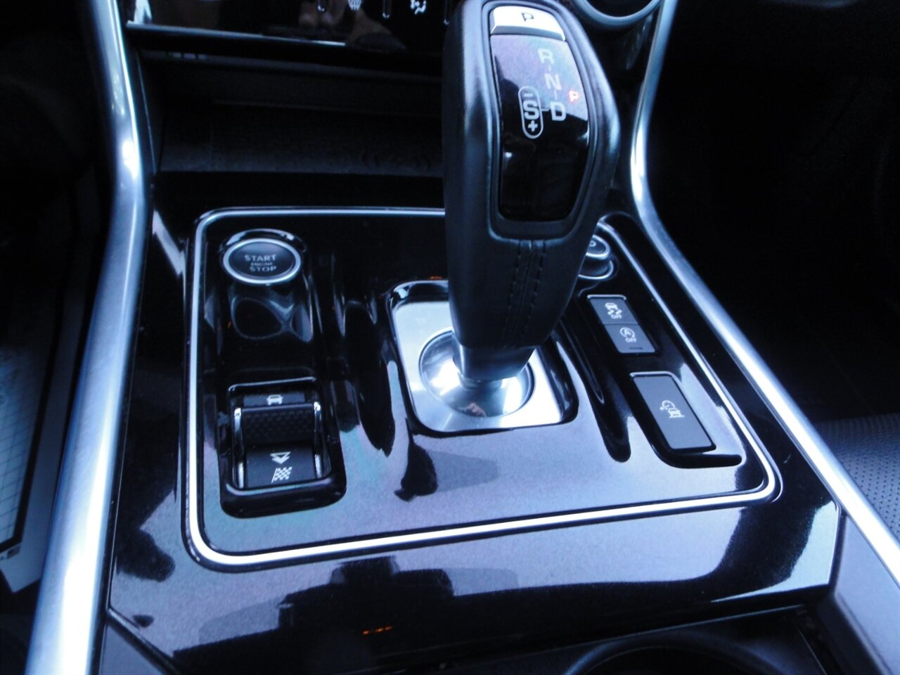 2020 Jaguar XE P250 S Premium - Photo 53 - Deland, FL 32720