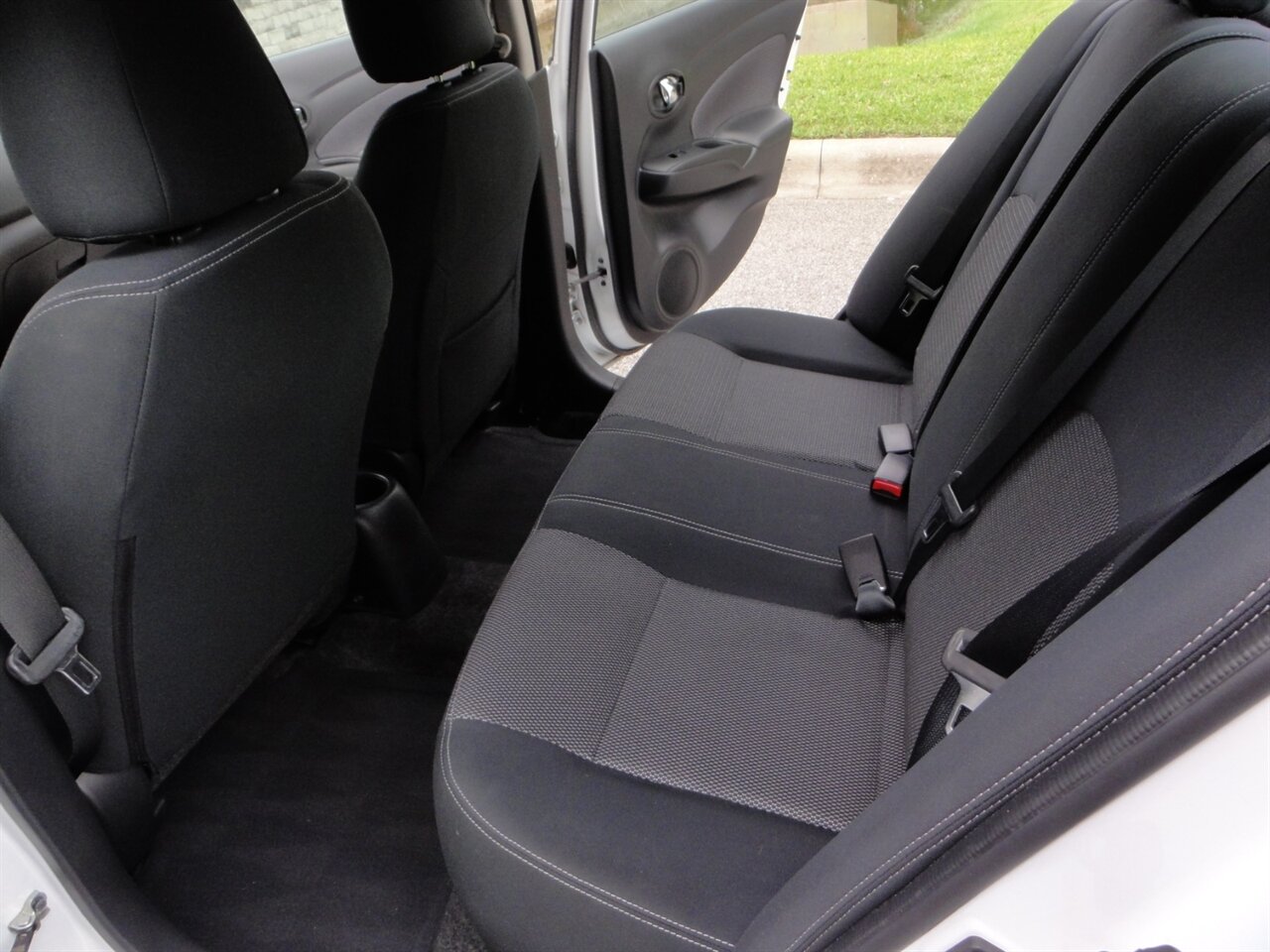 2016 Nissan Versa 1.6 S - Photo 32 - Deland, FL 32720