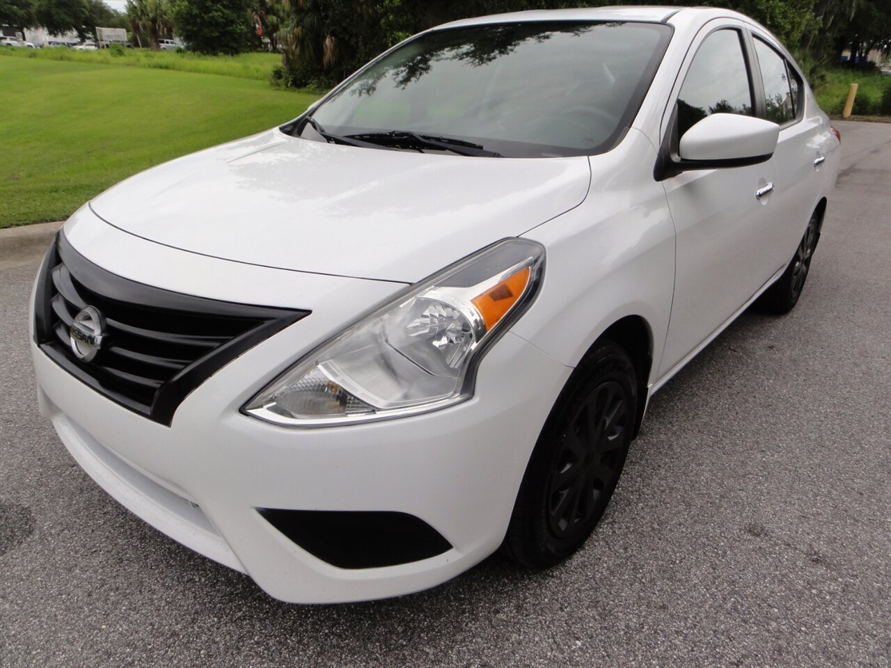 2016 Nissan Versa 1.6 S - Photo 2 - Deland, FL 32720