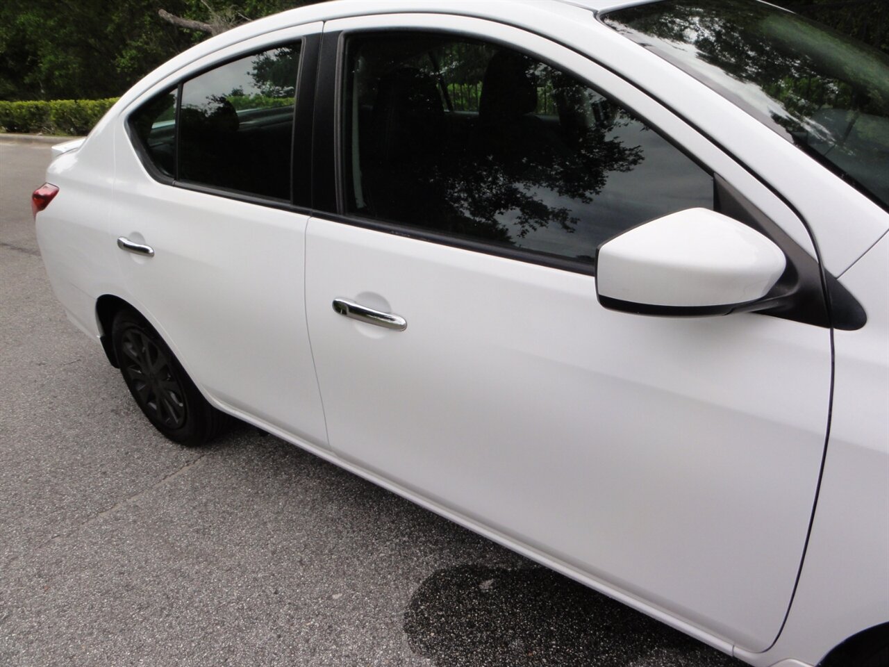 2016 Nissan Versa 1.6 S - Photo 10 - Deland, FL 32720
