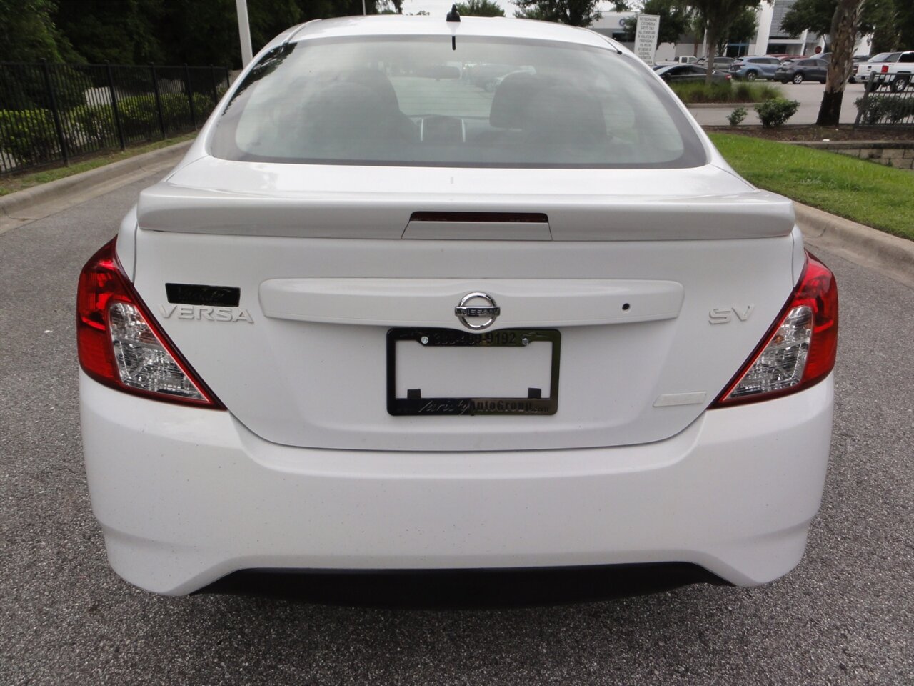 2016 Nissan Versa 1.6 S - Photo 14 - Deland, FL 32720