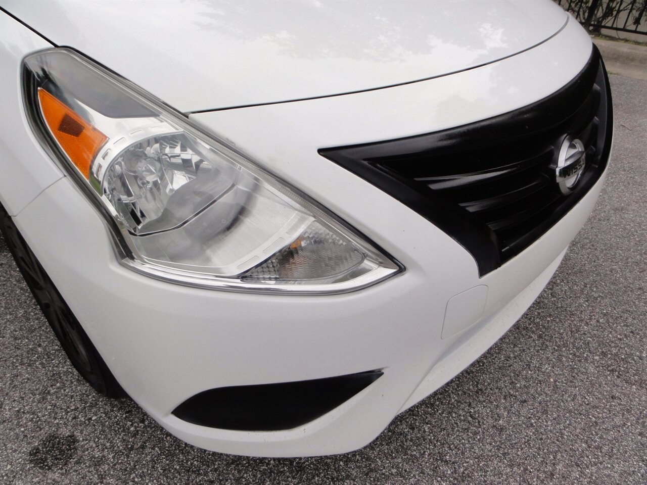 2016 Nissan Versa 1.6 S - Photo 6 - Deland, FL 32720