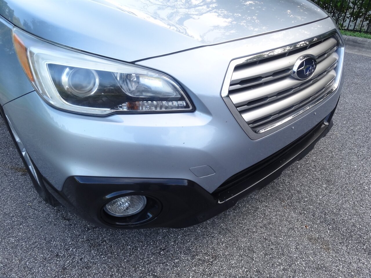 2015 Subaru Outback 2.5i Premium   - Photo 6 - Deland, FL 32720