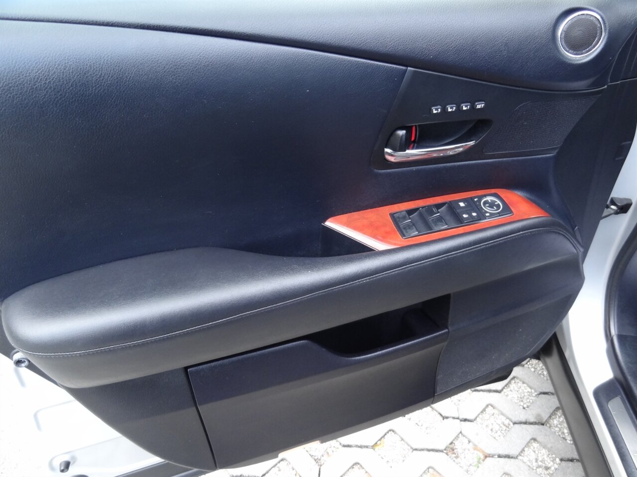 2010 Lexus RX 450h  Premium - Photo 28 - Deland, FL 32720