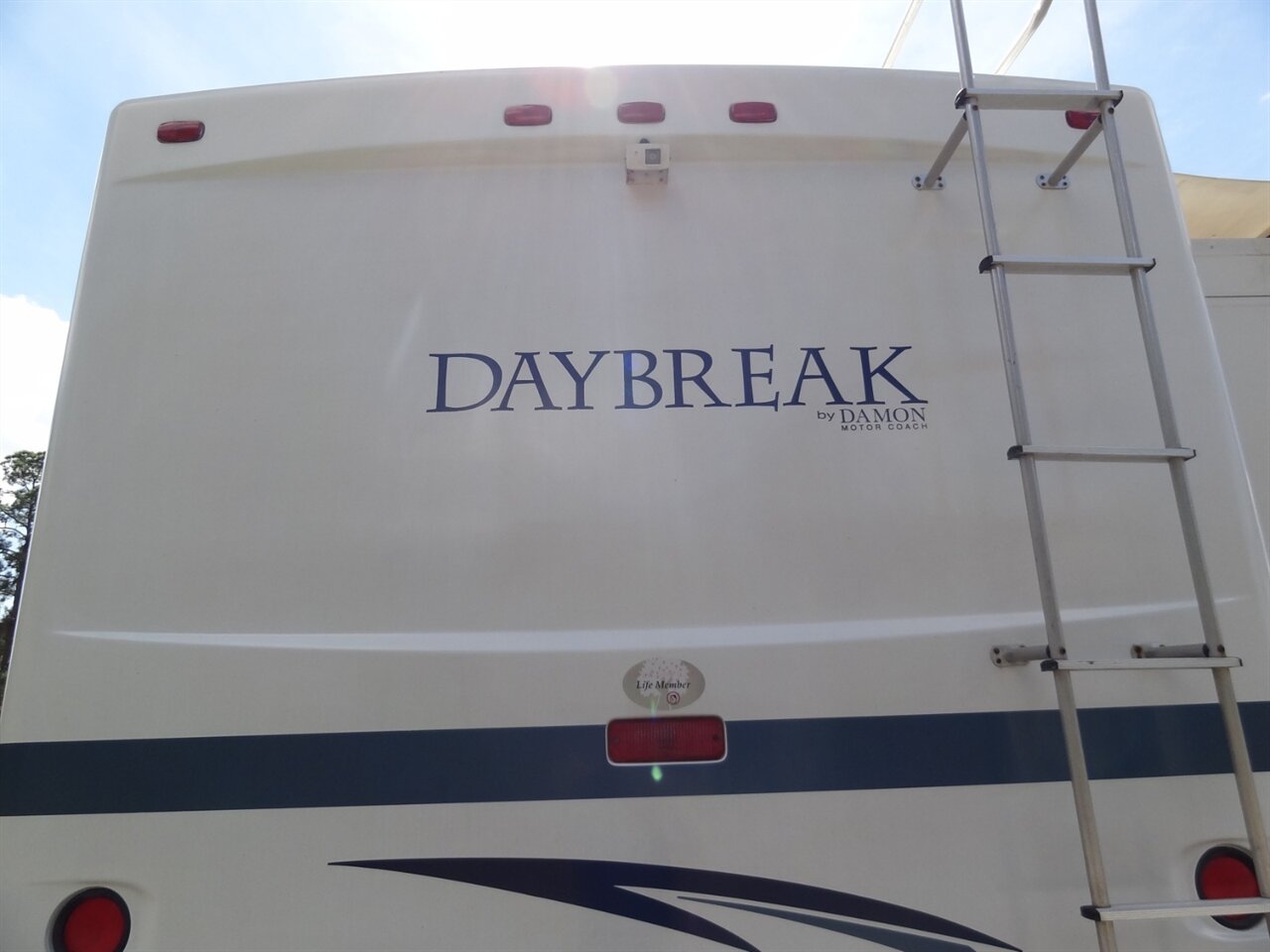 2005 Damon Day Break 3272  Class A - Photo 23 - Deland, FL 32720