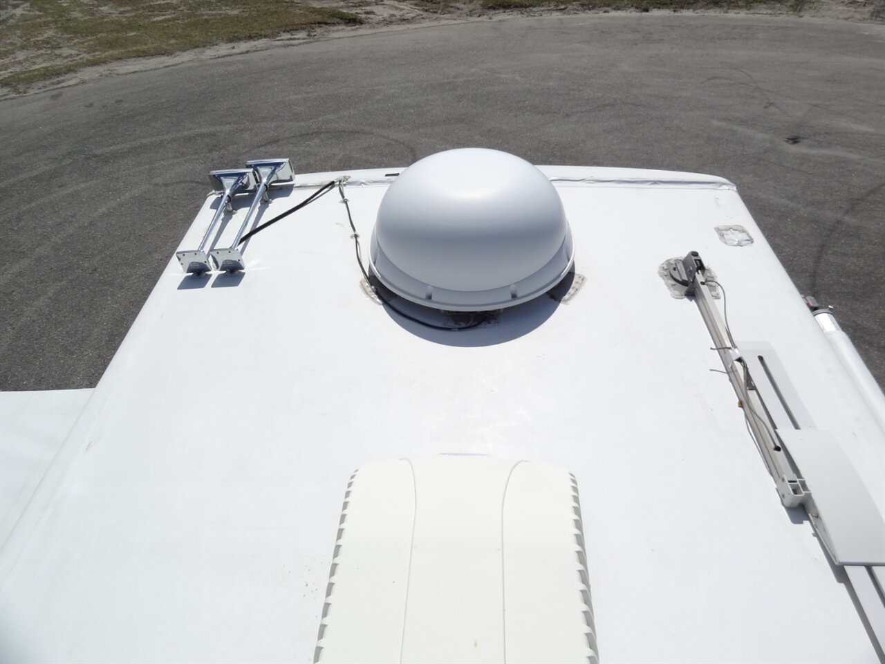 2005 Damon Day Break 3272  Class A - Photo 39 - Deland, FL 32720