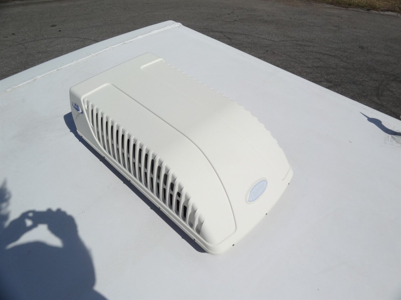 2005 Damon Day Break 3272  Class A - Photo 44 - Deland, FL 32720