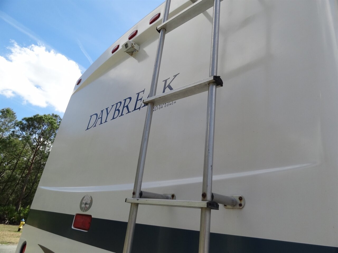 2005 Damon Day Break 3272  Class A - Photo 26 - Deland, FL 32720