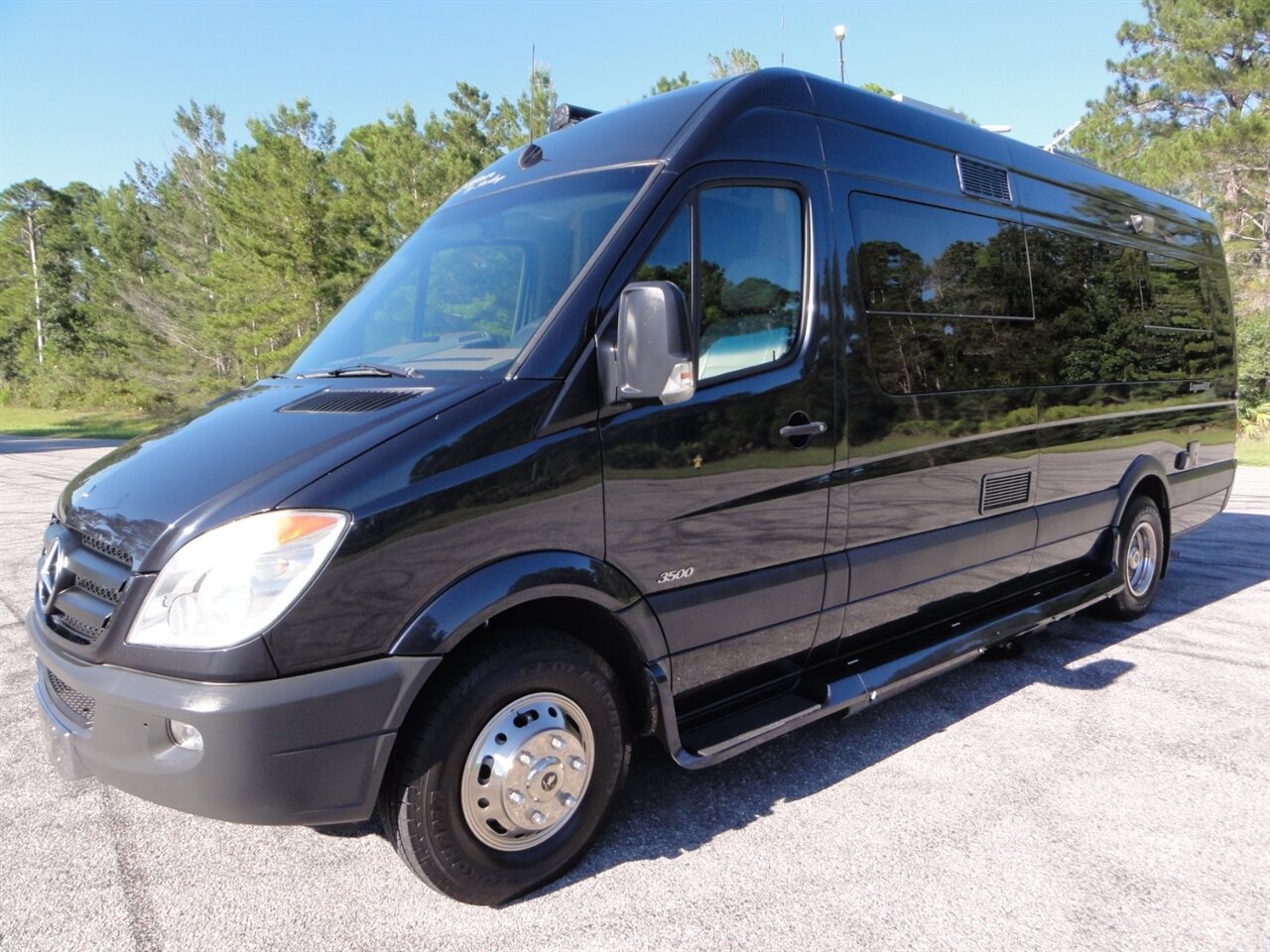 2013 Mercedes-Benz Sprinter Great western Legend EX Class B - Photo 3 - Deland, FL 32720