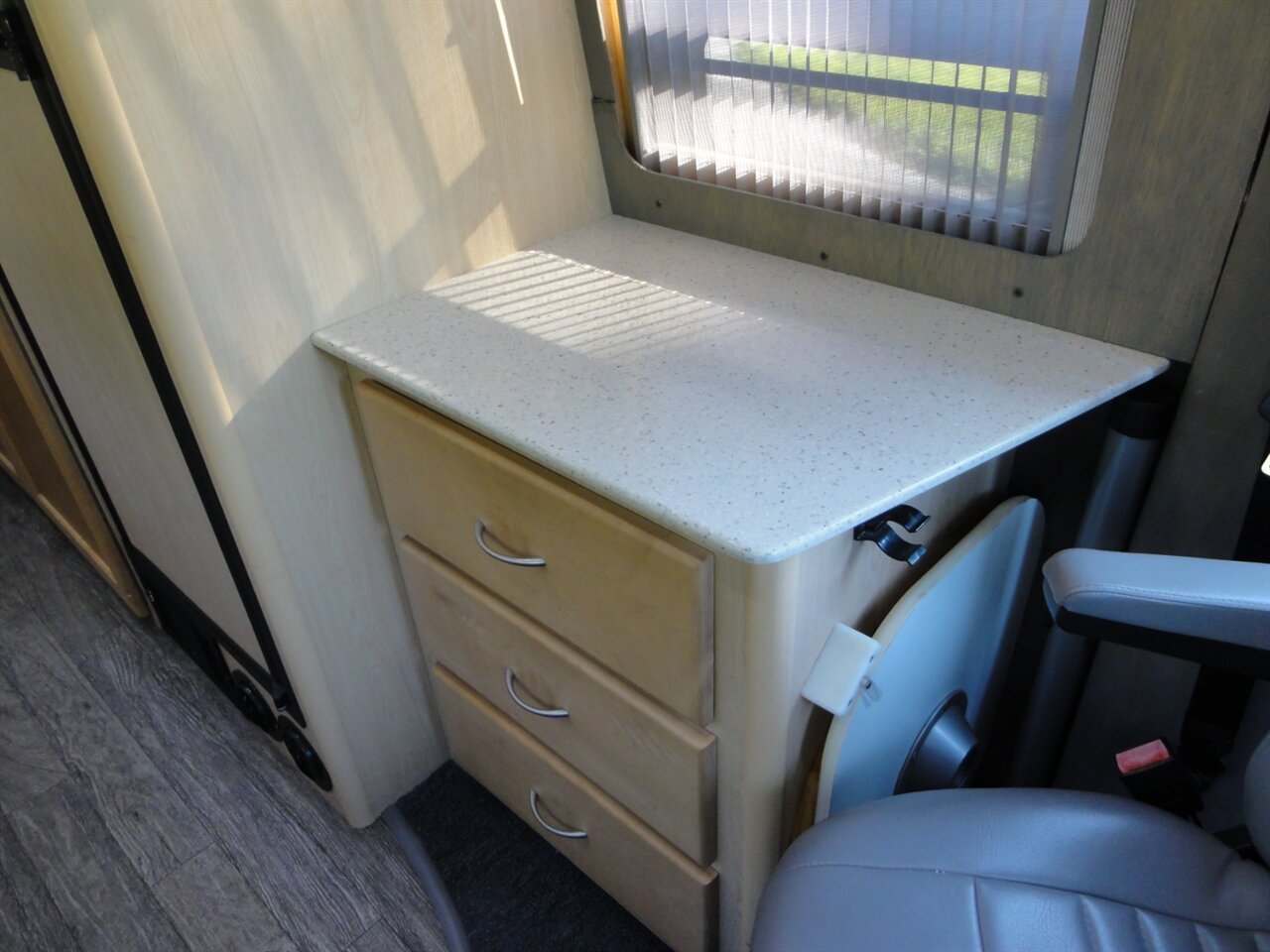 2013 Mercedes-Benz Sprinter Great western Legend EX Class B - Photo 40 - Deland, FL 32720
