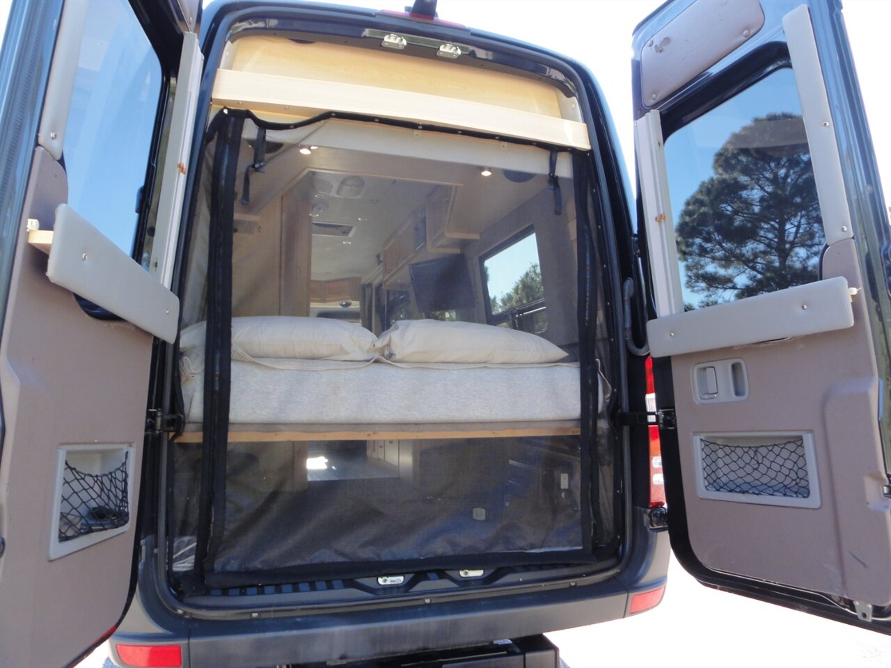 2013 Mercedes-Benz Sprinter Great western Legend EX Class B - Photo 24 - Deland, FL 32720