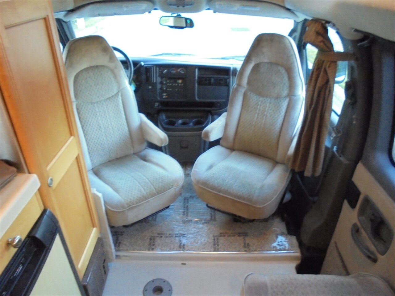 2005 Chevrolet Express 2500  Roadtrek 170 - Photo 79 - Deland, FL 32720