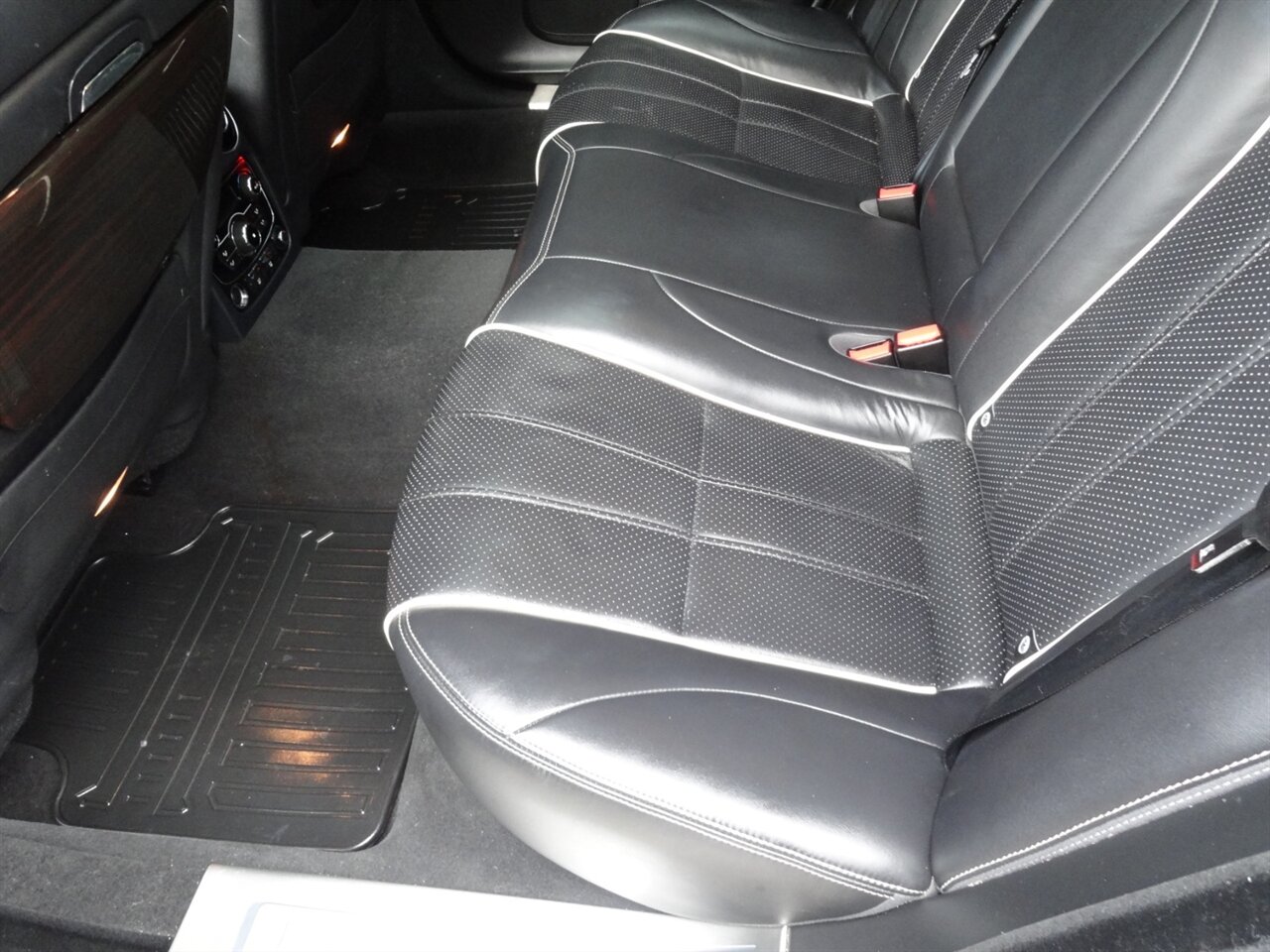 2012 Jaguar XJL Portfolio  Premium - Photo 32 - Deland, FL 32720