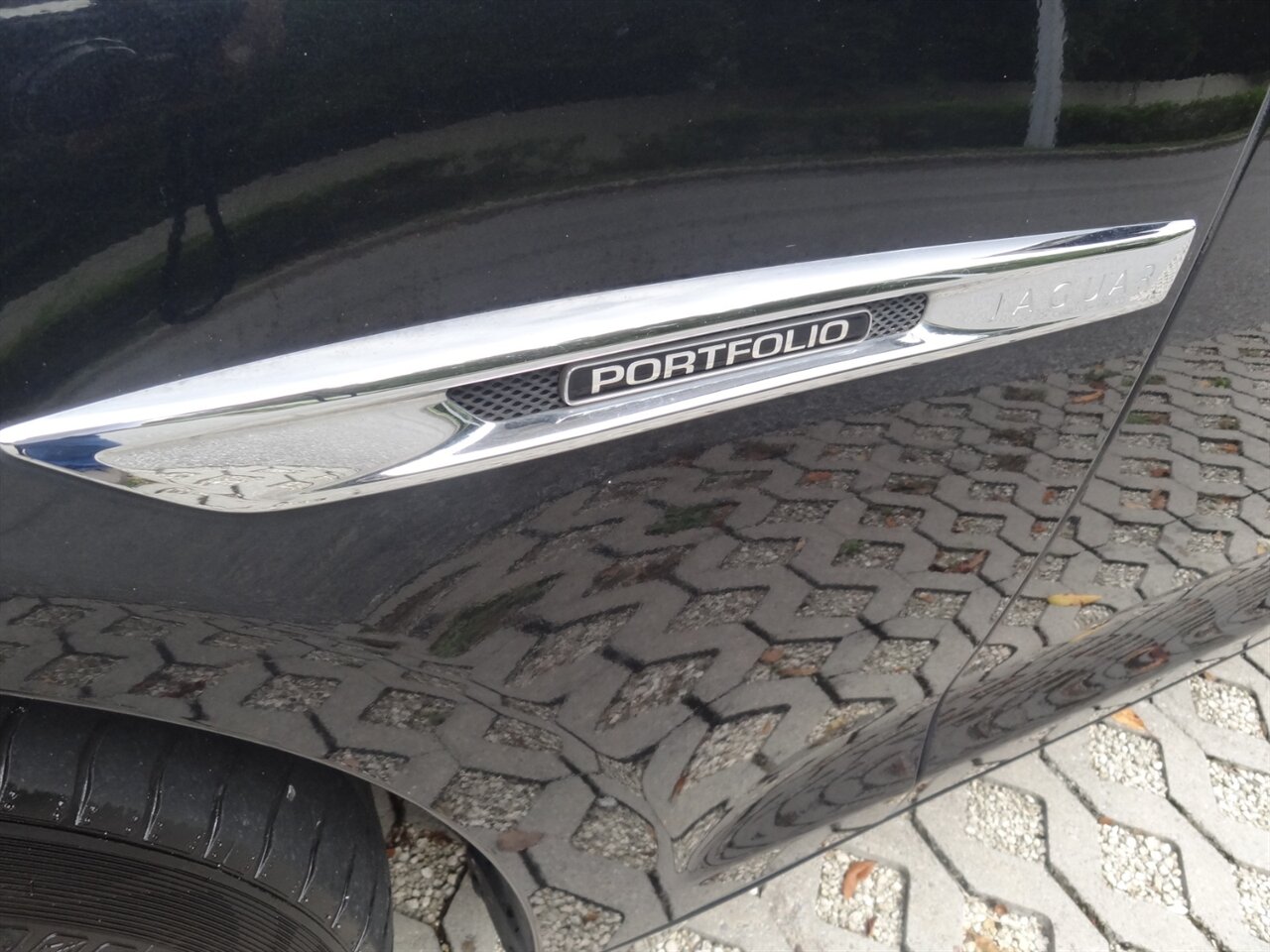 2012 Jaguar XJL Portfolio  Premium - Photo 22 - Deland, FL 32720