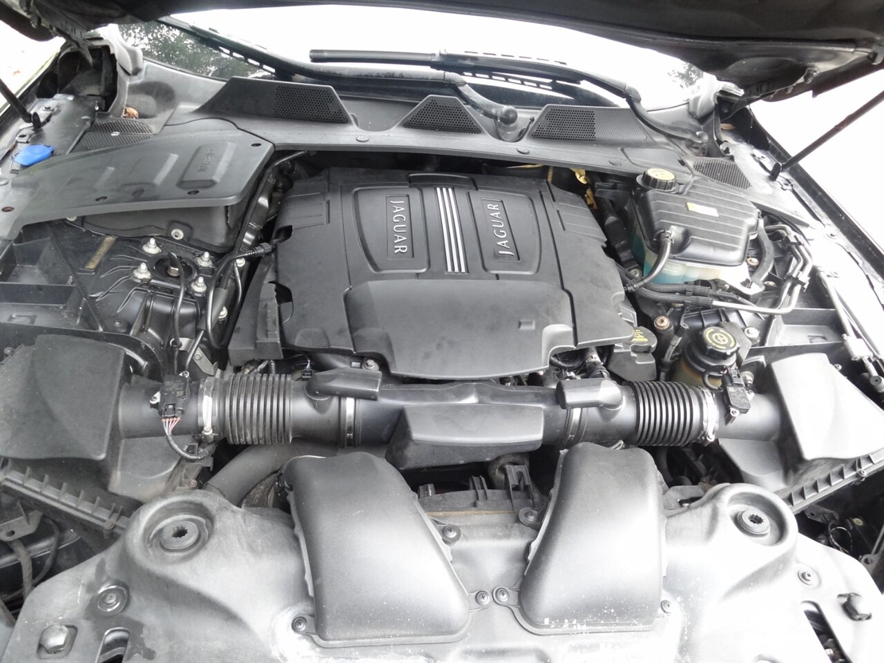 2012 Jaguar XJL Portfolio  Premium - Photo 24 - Deland, FL 32720