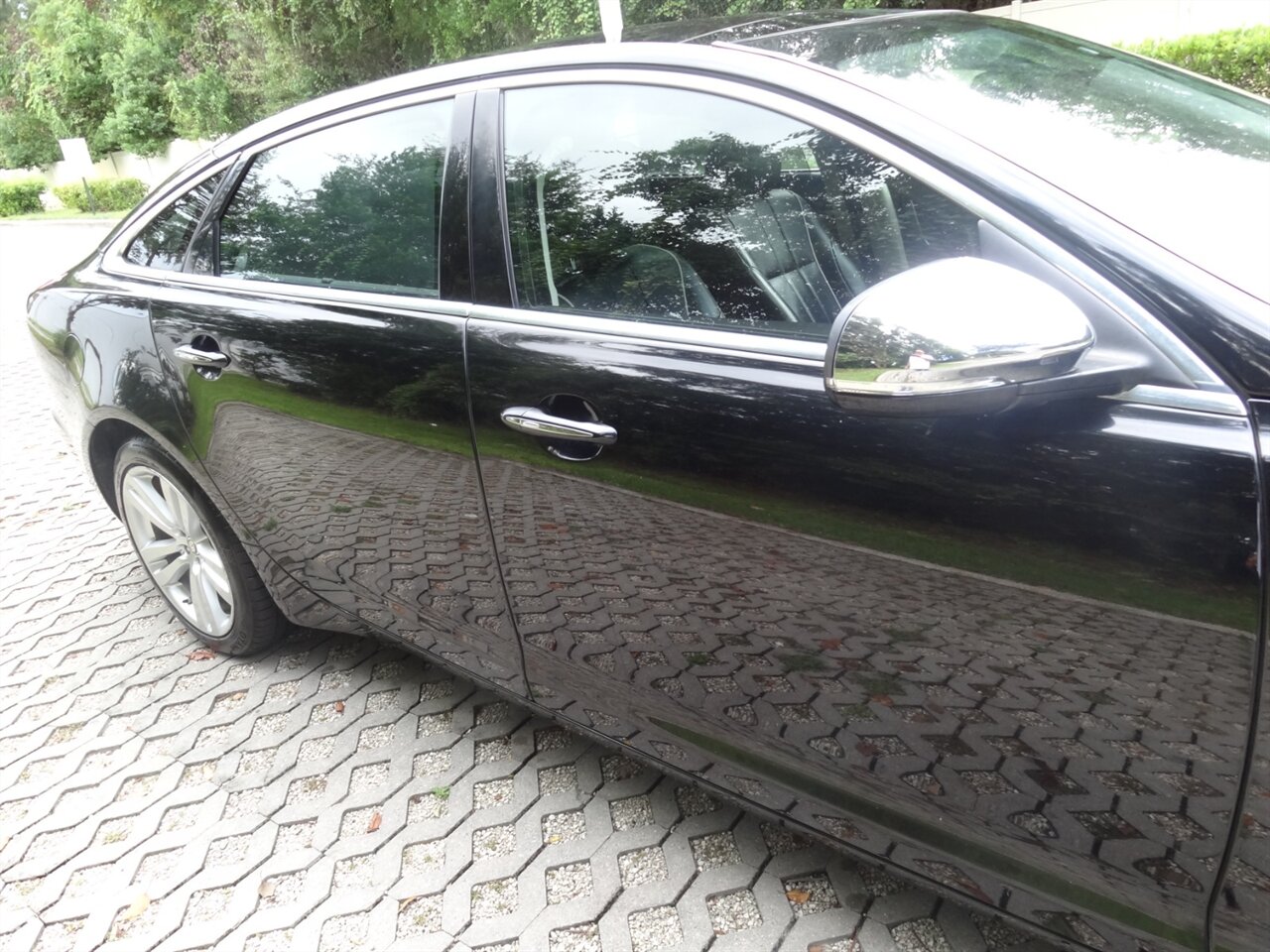 2012 Jaguar XJL Portfolio  Premium - Photo 8 - Deland, FL 32720