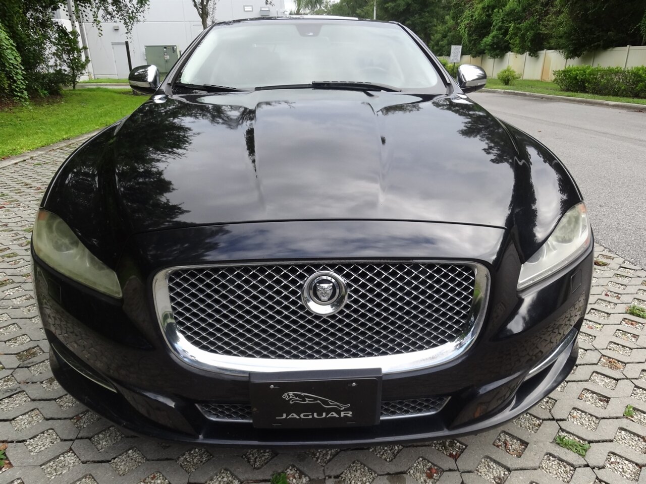 2012 Jaguar XJL Portfolio  Premium - Photo 5 - Deland, FL 32720