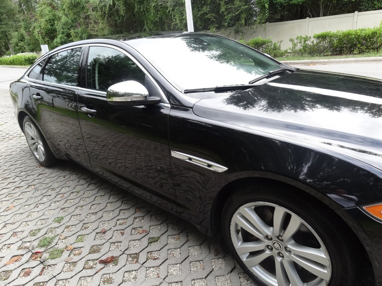 2012 Jaguar XJL Portfolio  Premium - Photo 6 - Deland, FL 32720