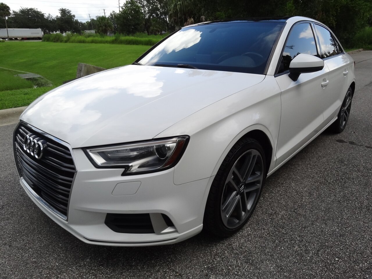 2018 Audi A3 2.0T Tech Premium - Photo 2 - Deland, FL 32720