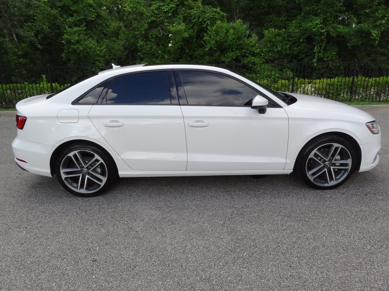 2018 Audi A3 2.0T Tech Premium - Photo 15 - Deland, FL 32720