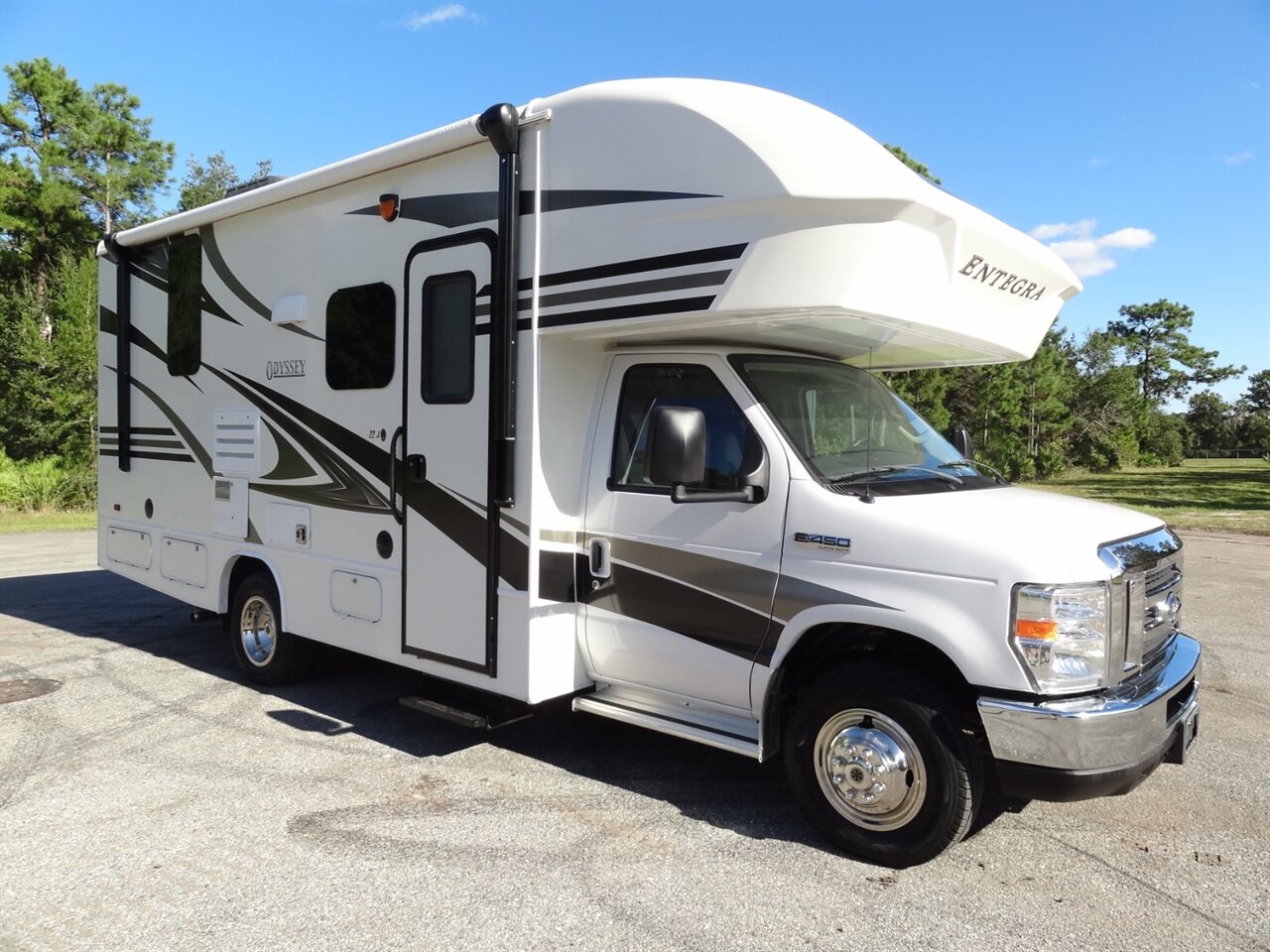 2019 Jayco Entegra 22J Odyssey - Photo 11 - Deland, FL 32720